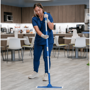 PRMH8015 - ZeroGravity QuickChange Telescoping Aluminum Handle with PRMM0001 - Lifestyle